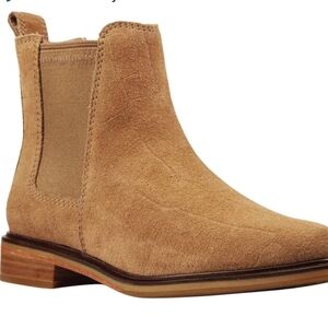 Clarks Cologne Arlo Tan Suede